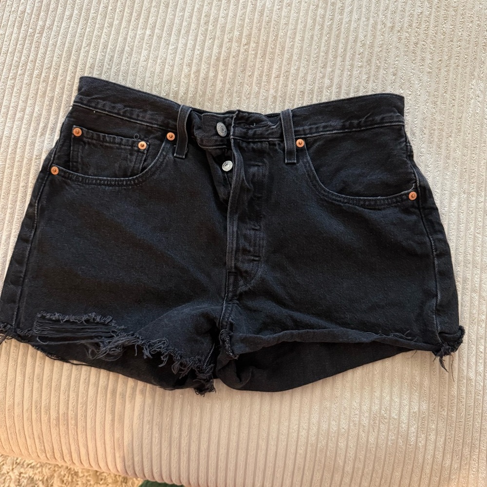 Black Denim Levi’s Women Shorts 501